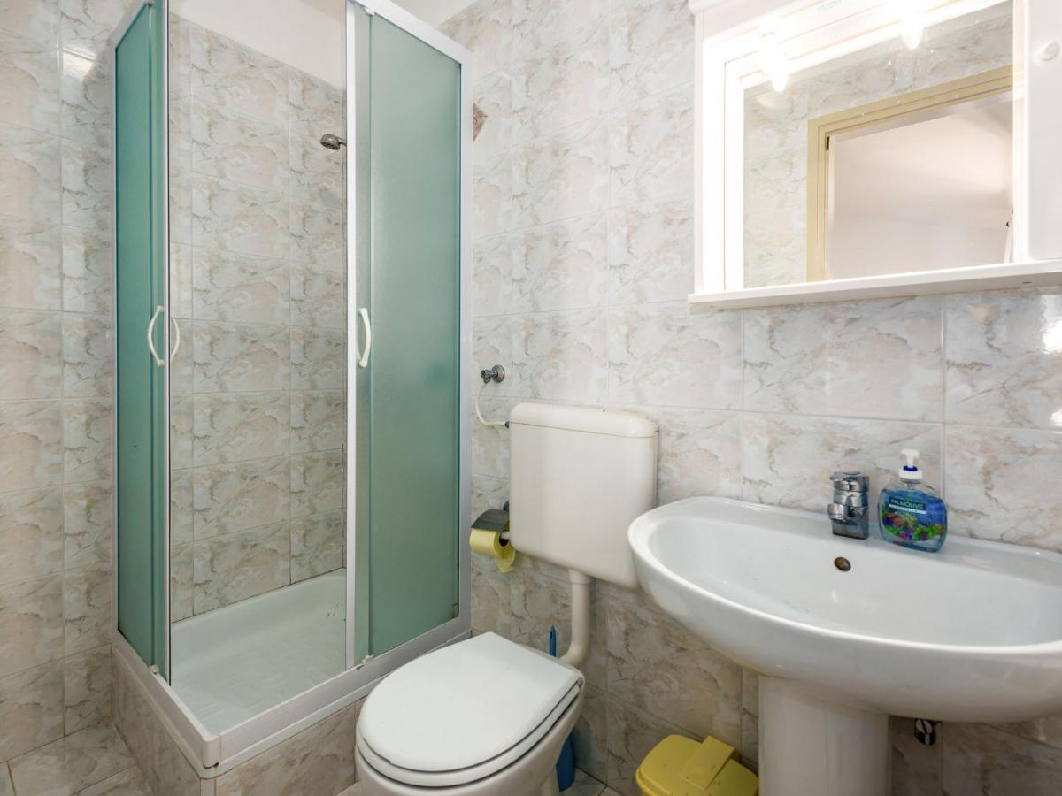 Holiday Home Hacienda - Pzn316 By Interhome Tinjan Екстериор снимка